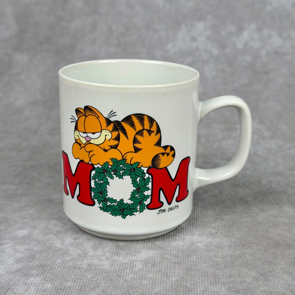 Vintage Garfield Mom Merry Christmas Coffee Mug Jim Davis Holiday Ceramic Cup